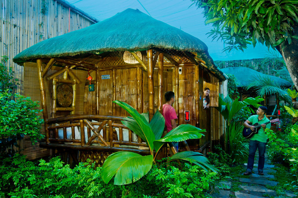 Oyo 678 Blessie'S Bed And Breakfast Puerto Princesa Екстер'єр фото